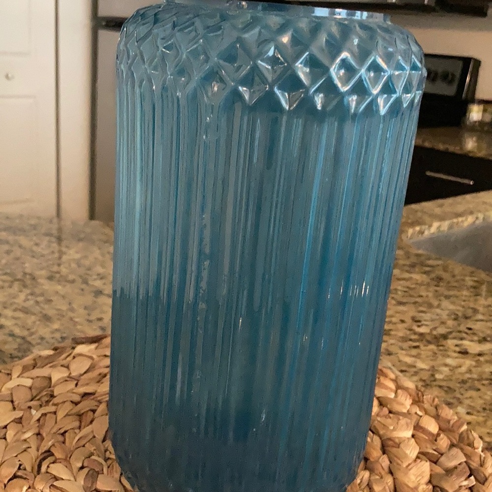 Flower vase